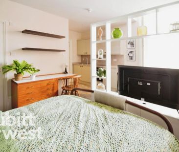 Studio to rent - Photo 1