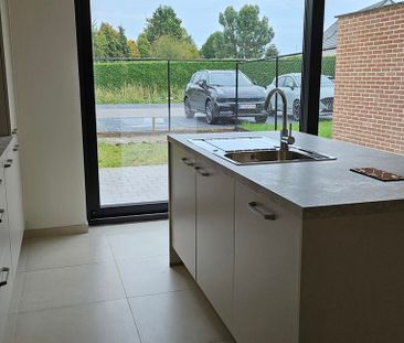 Appartement te huur in Dilsen-Stokkem voor € 850 met 1 slaapkamer - Photo 2
