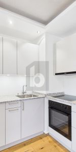 CHARMING, WELL-MAINTAINED AND WITH A WIDE VISION - Photo 3