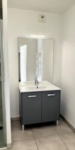 Location Appartement 2 pièces 40m² GUJAN MESTRAS 33470 - Photo 3