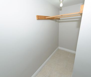 For Lease - 3765 Keenan Crescent Unit# 2, Mississauga, Ontario - Photo 6