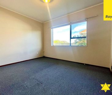 Two Bedroom Unit in Panmure - Photo 4