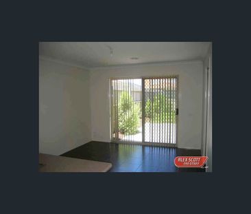 16b Fleur Court, Narre Warren South, Vic 3805 - Photo 4