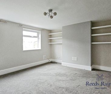 3 bedroom end of terrace house to rent - Photo 5