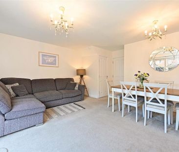 3 bedroom detached house to rent - Photo 3