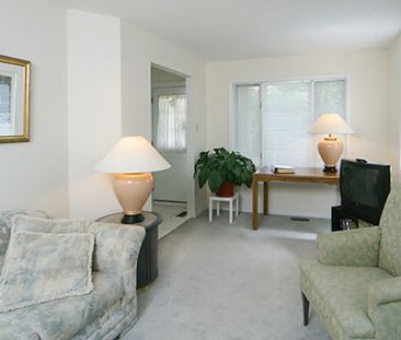 93 Margrave - Photo 2