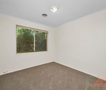 45 May Maxwell Crescent, Gilmore ACT 2905 - House For Rent | Domain - Photo 5