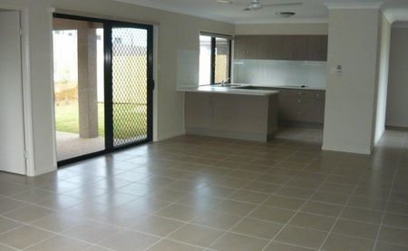 1A Zoe Court, Mount Louisa QLD 4814 - House For Rent | Domain - Photo 4