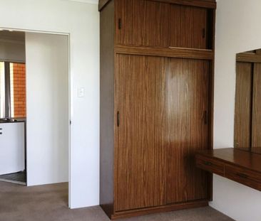 Well-Positioned Unit in the Heart of Moorooka - Photo 1