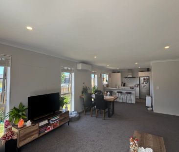 1 Packers Lane - Photo 3