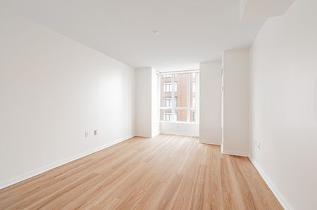 For Lease - 109 Front Street Unit# 806, Toronto, Ontario - Photo 2