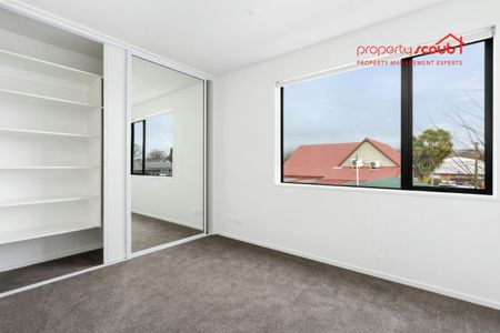 Modern, Low-Maintenance Living in Waltham - Photo 3