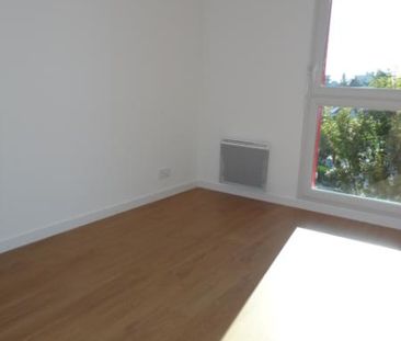 Location Appartement 3 pièces 64m² TOURS 37100 - Photo 3