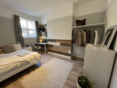 6 Bed Terraced House, Dudley Road, L18 - Photo 4