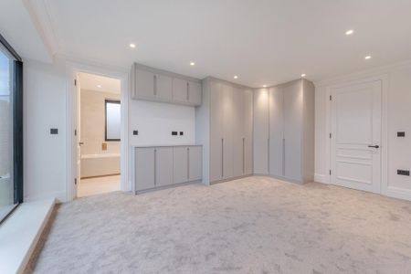 3 bedroom apartment to rent - Photo 4