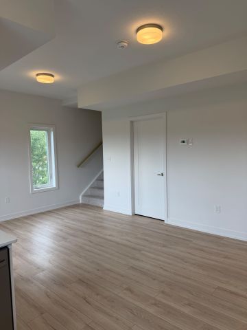 For Lease - 940 St David Street Unit# 56, Centre Wellington, Ontario - Photo 5