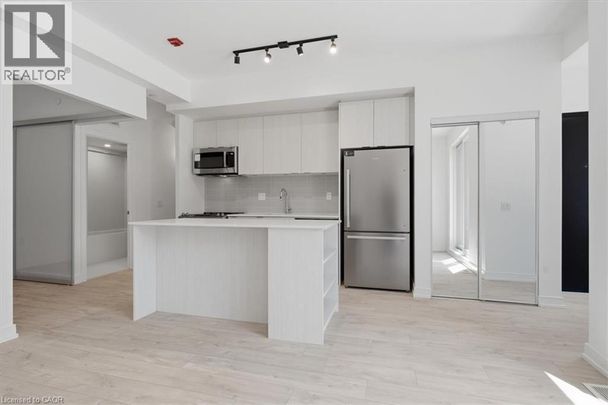 172 CLONMORE Drive Unit# 6, Toronto, Ontario, M1N0B9 - Photo 1