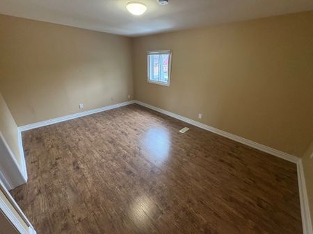 For Lease - 12 Mill Street Unit# [Upper], Mississauga, Ontario - Photo 4