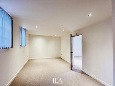 2 bedroom detached house to rent - Photo 3