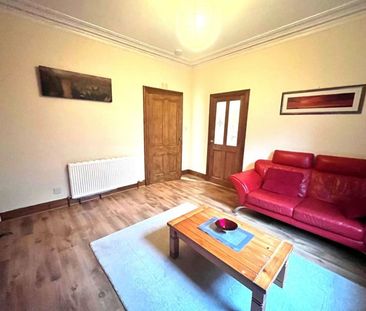 First Floor Right, 34 Ashvale Place, AB10 6QA, Aberdeen - Photo 2