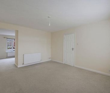 3 bedroom terraced house to rent - Photo 2