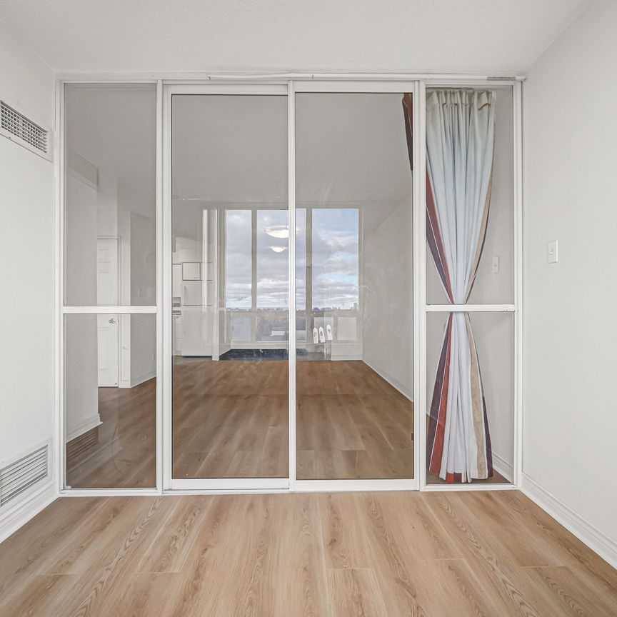 For Lease - 256 Doris Avenue Unit# 1206, Toronto, Ontario - Photo 1