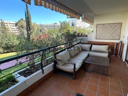 Alquiler de piso en Camino Cortes - Photo 4