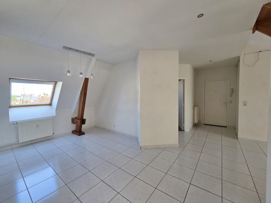 Location Appartement 5 pièces 83m² TROYES 10000 - Photo 1