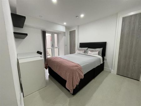 2 bedroom apartment to rent - Photo 4