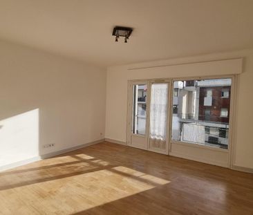 Location Appartement 3 pièces 59m² AGEN 47000 - Photo 3