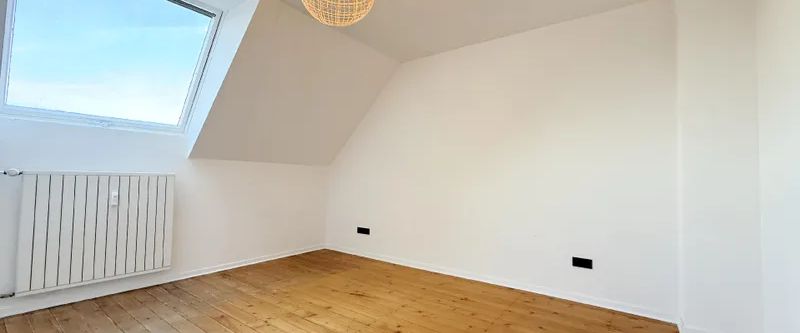 GROßZÜGIGE MASIONETTEWOHNUNG MIT 139M² IM ZENTRUM ZU MIETEN! - Foto 1