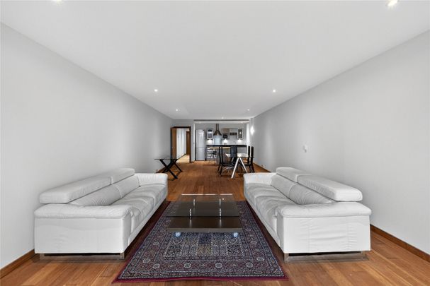 Queenstown Road, London, SW11 8NP - Photo 1