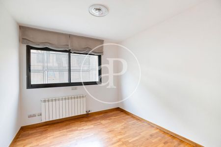 Piso de alquiler en Carrer de Finestrelles, Finestrelles - Photo 3