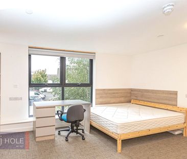 Cheswick Campus, - Photo 2