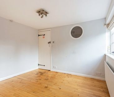 2 bedroom semi-detached house to rent - Photo 6