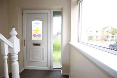 Tunwell Greave, Sheffield, S5 - Photo 3