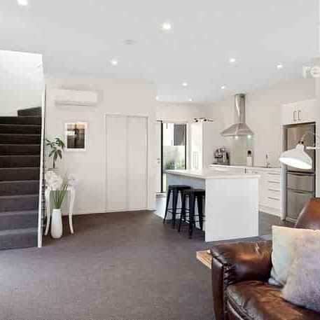 Spacious 3-Bedroom Stand alone Townhouse - Photo 1