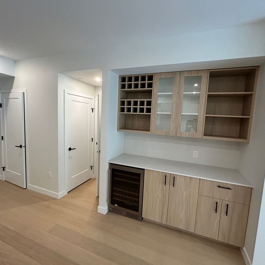 LARGE 2 BED, 2 BATH – BRAND NEW - Photo 1