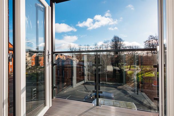 2 Bedroom Apartment To Rent - Photo 1