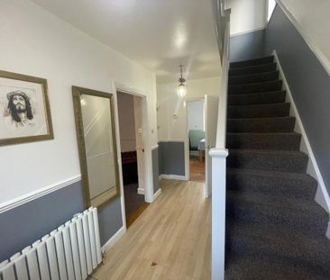 3 bedroom semi-detached house to rent - Photo 3