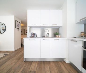Studio to rent - Photo 3