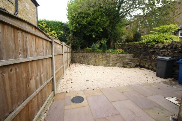 2 bedroom barn conversion to rent - Photo 1