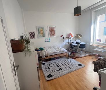 Helle 4.5-Zimmer-Wohnung per 1. Dezember zu vermieten - Photo 3