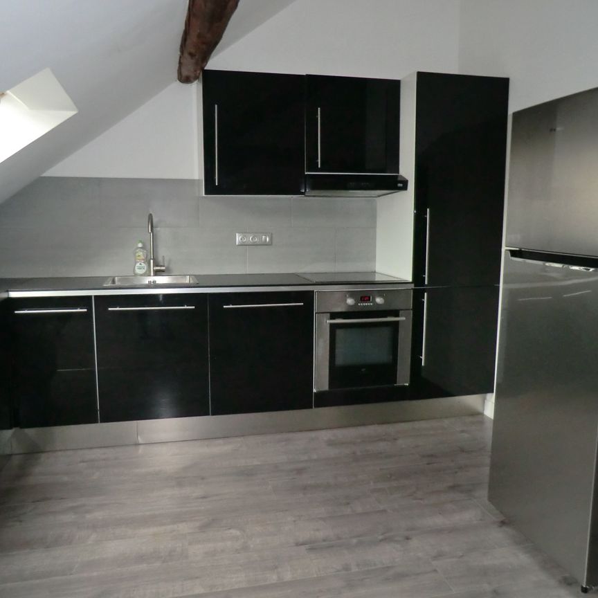 Location Appartement 4 pièces 67m² CHALON SUR SAONE 71100 - Photo 1