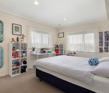 Stylish 4BR Family Haven - Grenada Village - Photo 6