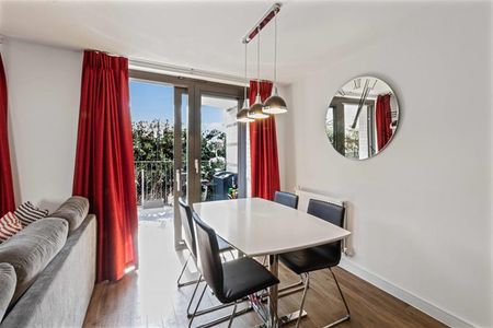 Apartment to Rent: Kingfisher Heights, E16 - Photo 5