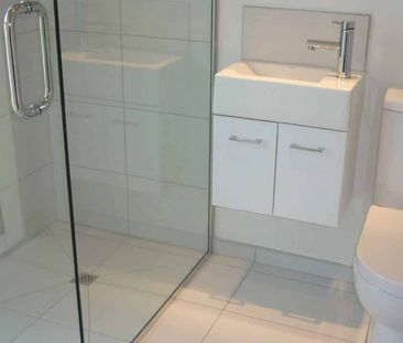 Smart and Classy in Delamain - Photo 5