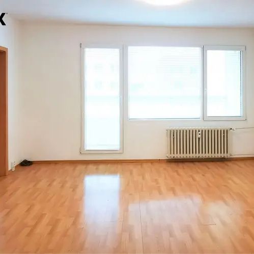 Pronájem prostorného bytu 4+1 s lodžií, 84,7 m - Fotografie 1
