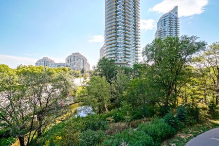 For Lease - 2220 Lakeshore Boulevard Unit# 410, Toronto, Ontario - Photo 4