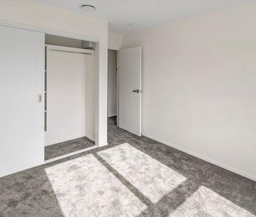 Brand new 3 bedroom town home for rent in Manurewa! - Photo 2